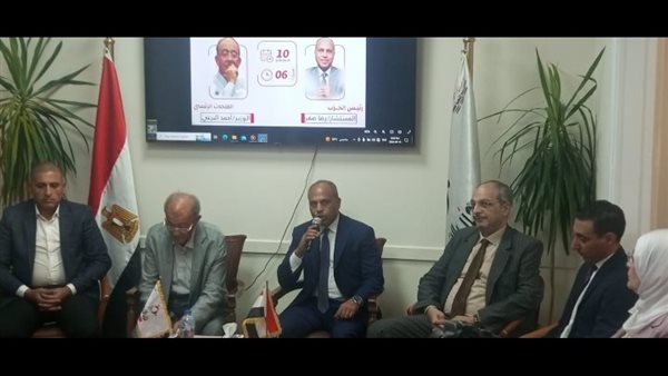 جانب من الندوة 