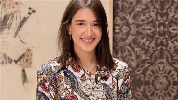 دينا عمر الصيرفي