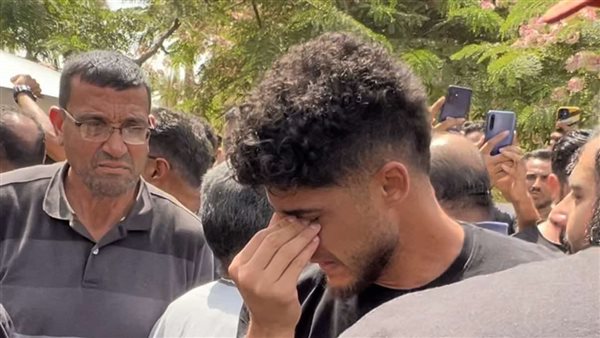 انهيار احمد الشيخ