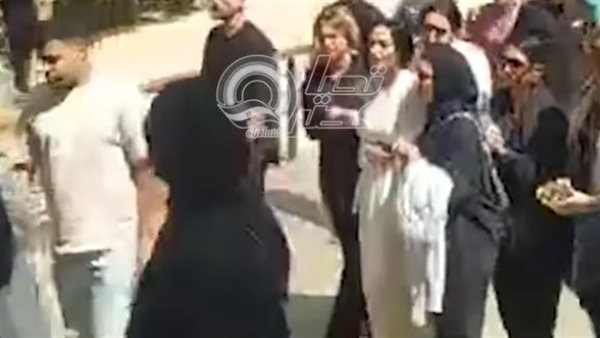 انهيار أقارب إيهاب