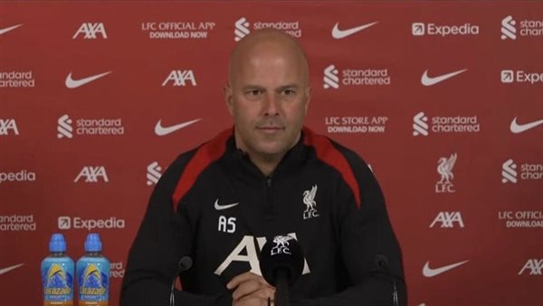 آرني سلوت المدير