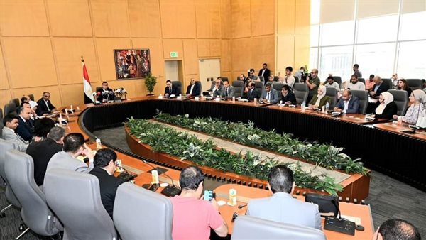 وزير الإسكان 