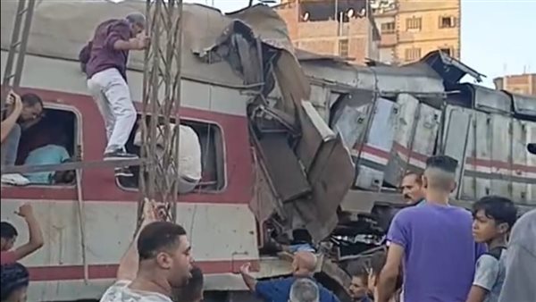 تصادم قطارين