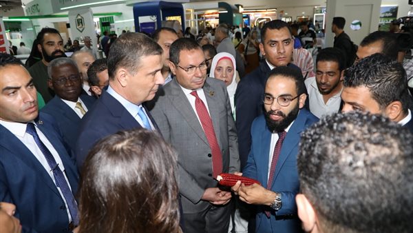 جانب من المعرض 