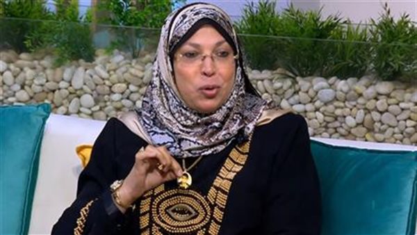  الدكتورة نيفين مختار،