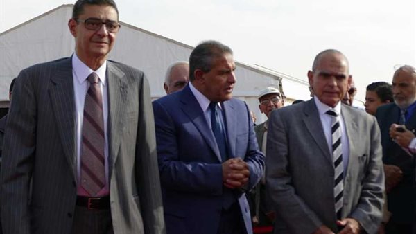 محمود طاهر رئيس الأهلي