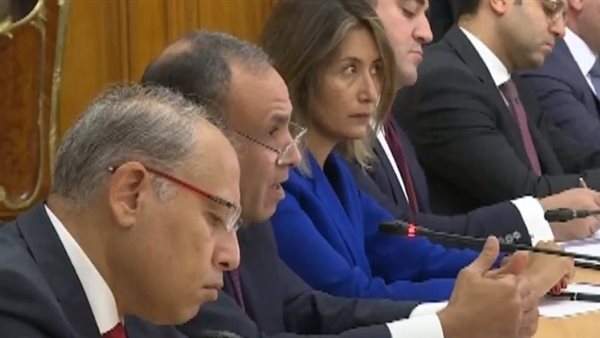 وزير الخارجية خلال