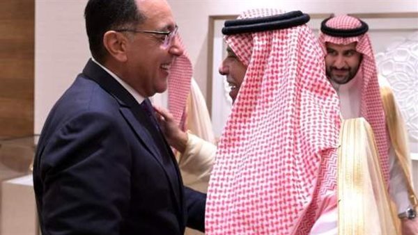 رئيس الوزراء ووزير