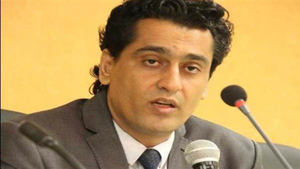  أيمن عبد المجيد