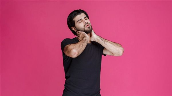 طقطقة الرقبة 