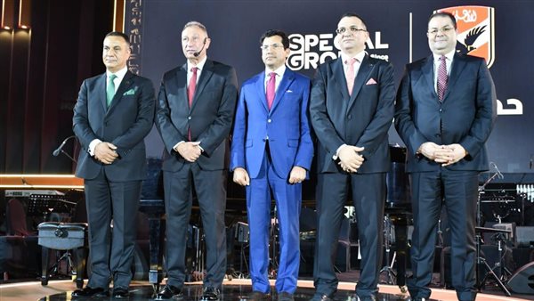 وزير الشباب والرياضة