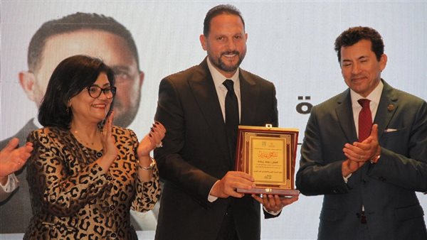 تكريم عماد زيادة