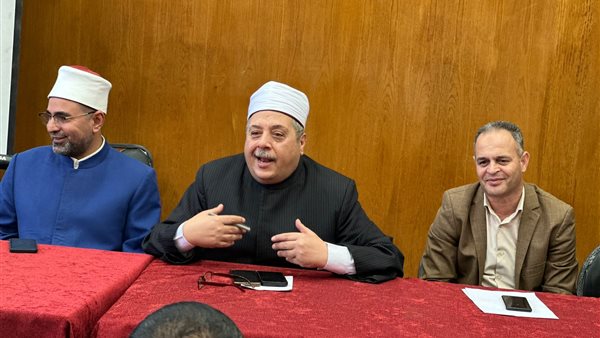 رئيس قطاع المعاهد