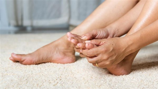 ألم القدمين