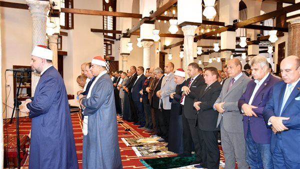 الدكتور أيمن أبو