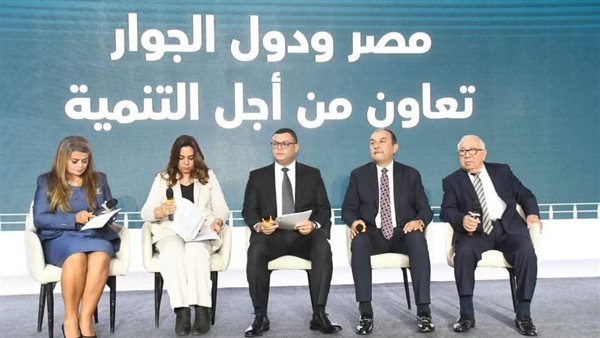 وزير الإسكان 