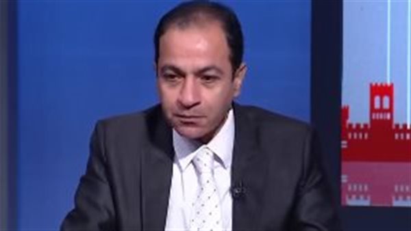 هشام إبراهيم أستاذ