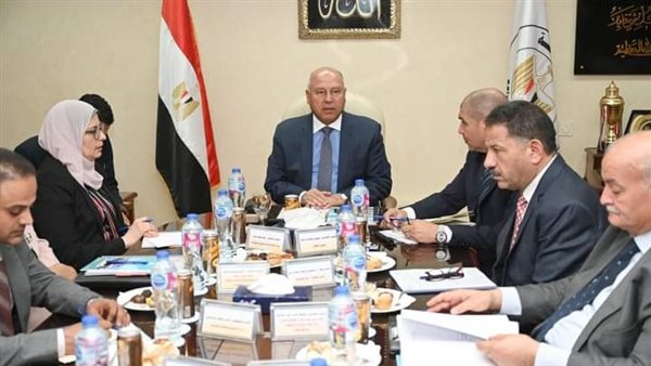 وزير الصناعة والنقل