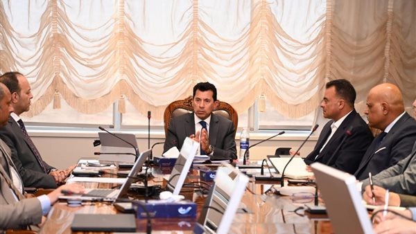 أشرف صحبي وزير الشباب