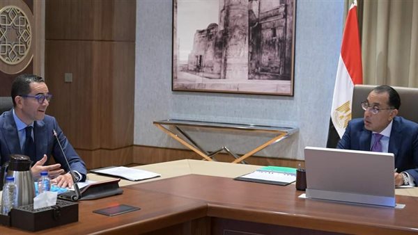 رئيس الوزراء ووزير