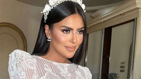 هاجر الشرنوبي تحتفل