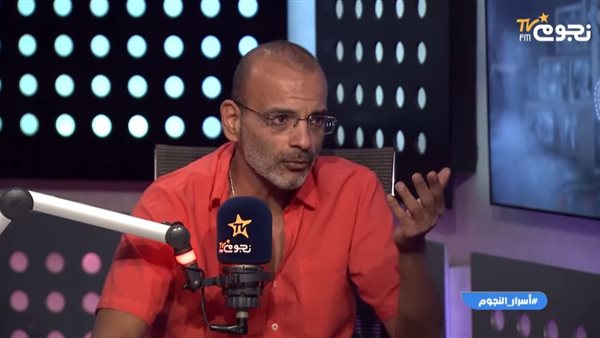 أيمن بهجت قمر 