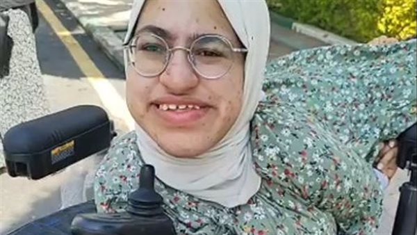 صفاء طالبة إعلام