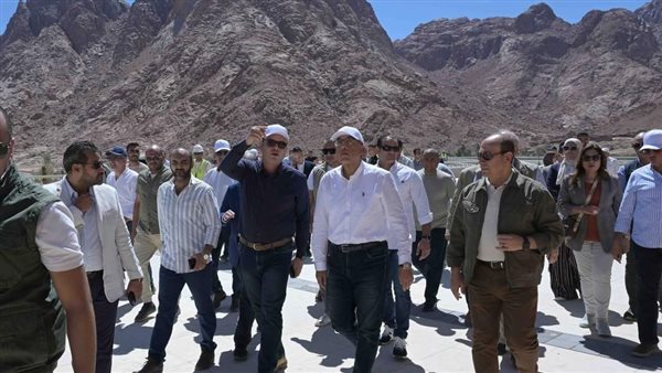 وزير الإسكان 