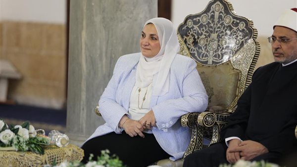 الدكتورة إلهام شاهين