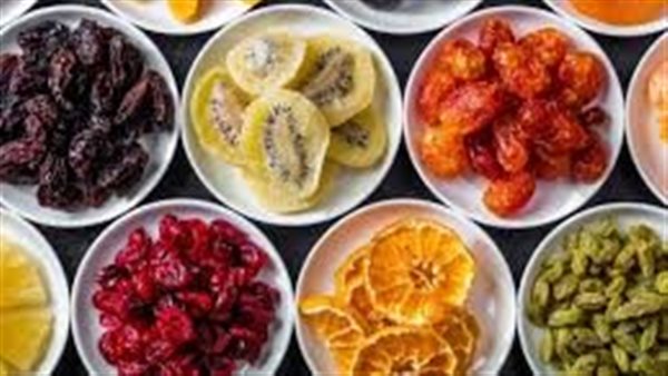 الفواكه المجففة 