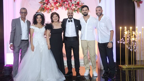 نجوم الفن في حفل