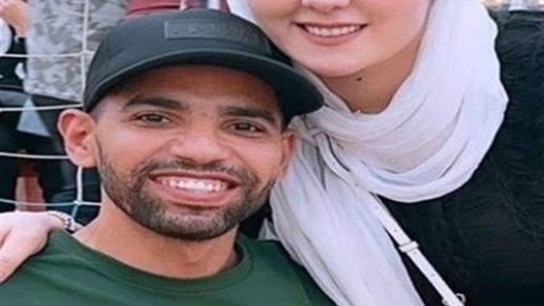 مؤمن زكريا وزوجته