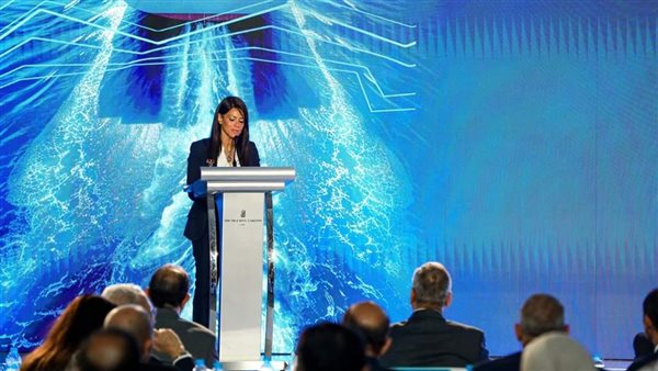 وزيرة التخطيط 