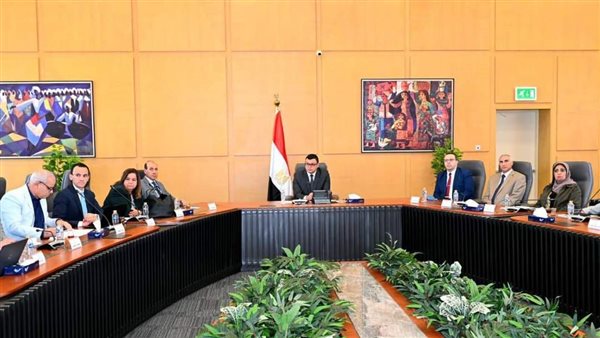 وزير الإسكان 