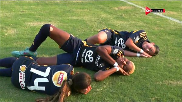 فريق الأهلي 