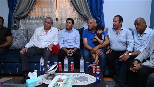 وزير الرياضة ومحافظ