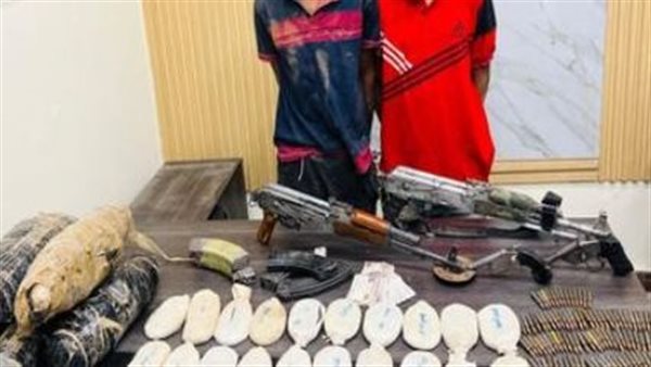 مخدرات وأسلحة