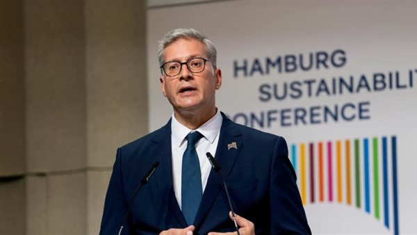 وزير البترول 