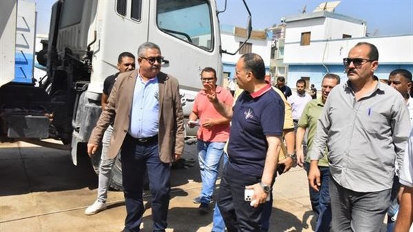 محافظ أسيوط يتفقد