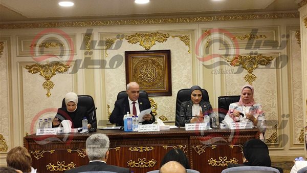 اجتماع لجنة التعليم