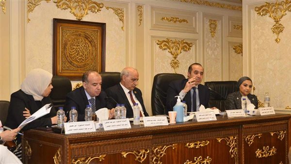 لجنة التعليم