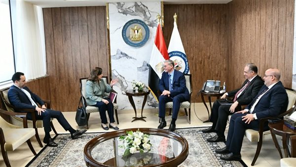 وزير البترول 