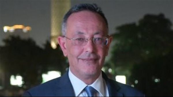 الدكتور أحمد فاروق