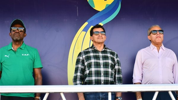 وزير الشباب والرياضة