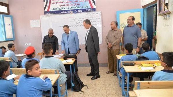 محافظ أسيوط يتفقد