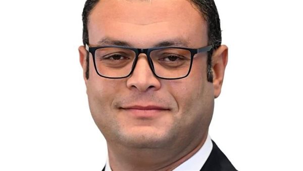 وزير الإسكان 