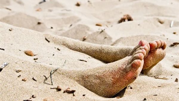 العثور على جثه