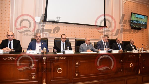 اجتماع لجنة الدفاع