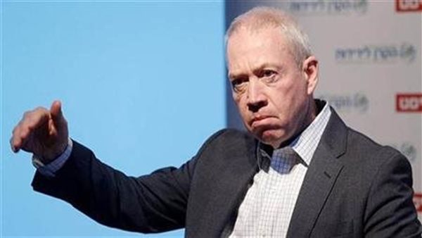 يوآف غالانت، وزير