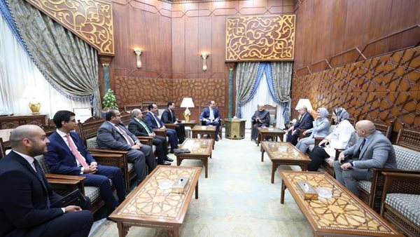 جانب من توقيع البروتوكول